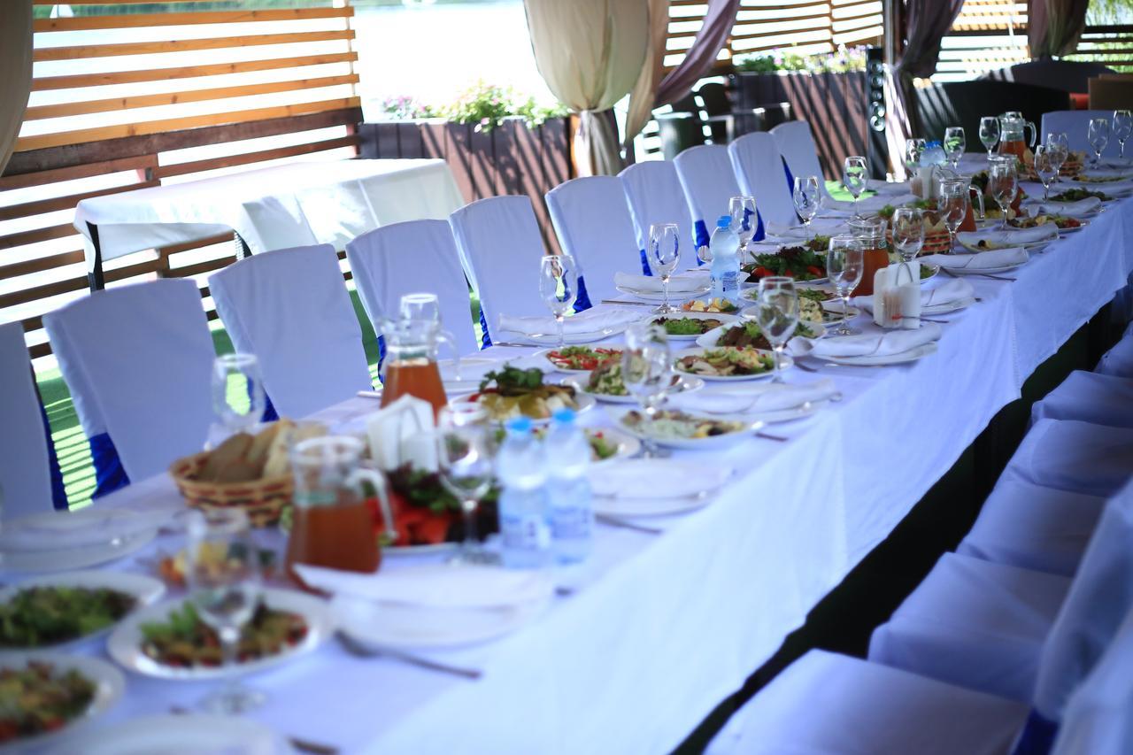 Arkada Beach Club Hotel Mala Danylivka Exterior photo